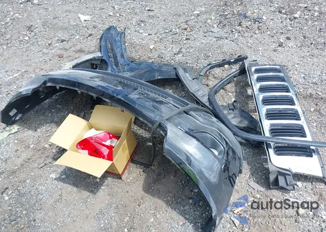 2011 Jeep Grand Cherokee Laredo from USA, damaged, VIN 1J4RR4GG9BC597880